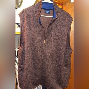 NWT Crown & Ivy Men’s Full Zip Vest in Chocolate with side pockets Size XL